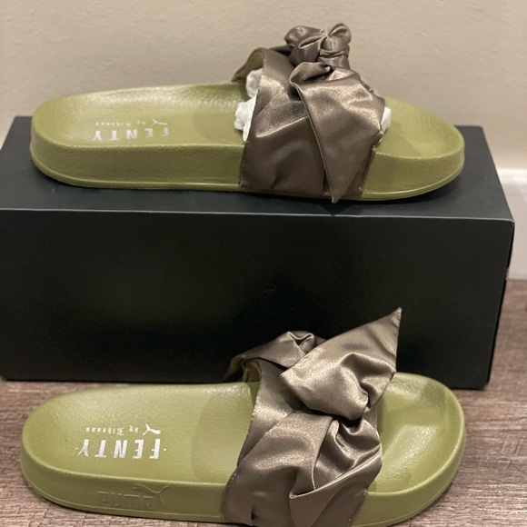 Puma Fenty by Rihanna Slides - Picture 7 of 9